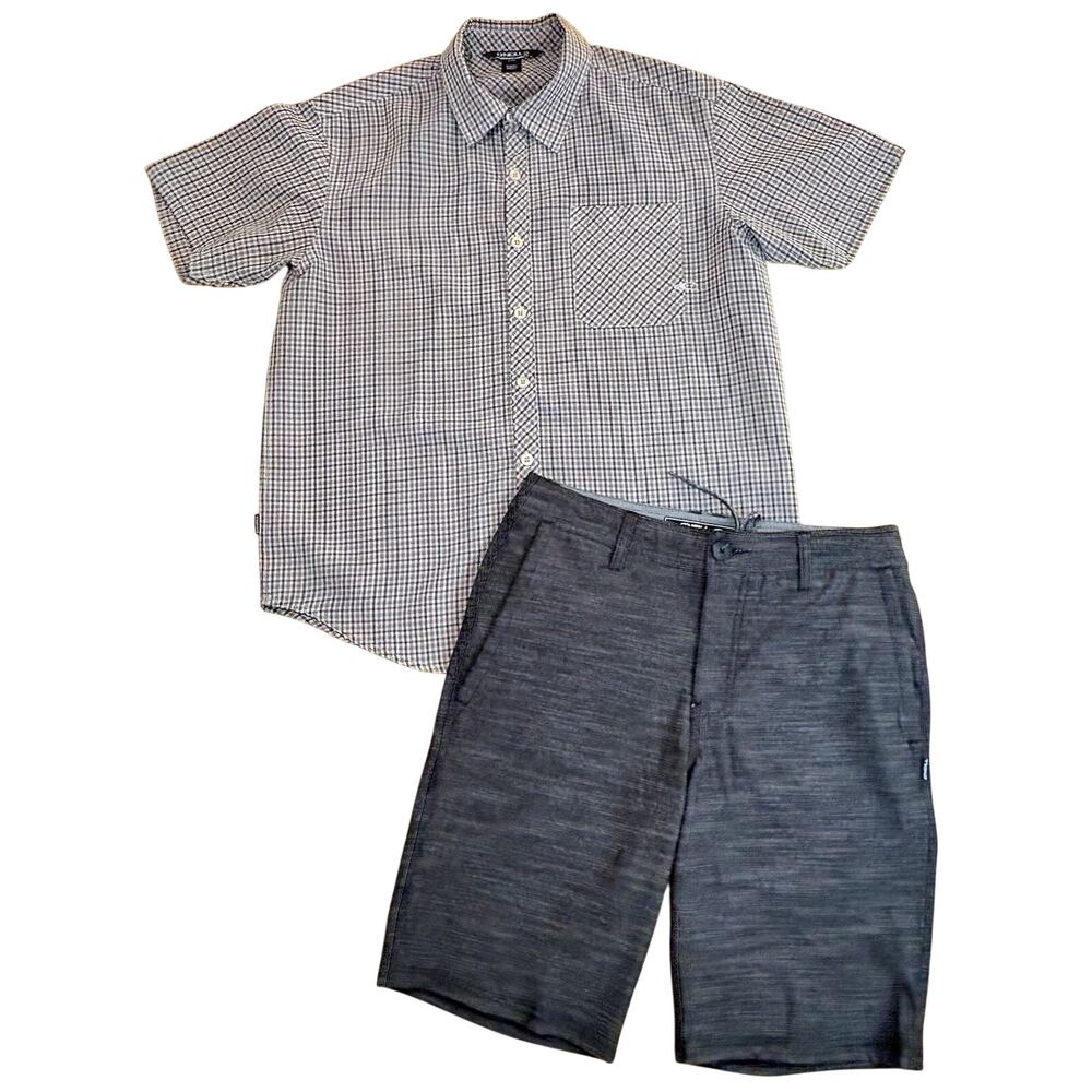 Lot Of 2 O’Neill Sz S Plaid Short Sleeve Button Shirt & Sz 29 Hybrid Boardshorts